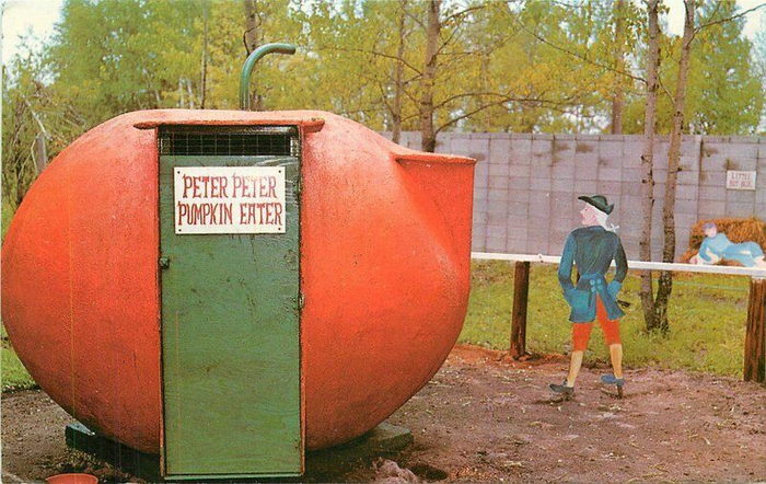 Deer Acres Storybook Amusement Park - Peter Peter Pumpkin Eater